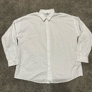 J Jill Blouse Women's Large White Button Up Long Sleeve Collared Texured Eyelet
